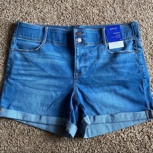 Apt. 9 Midrise Tummy Control Jean Shorts